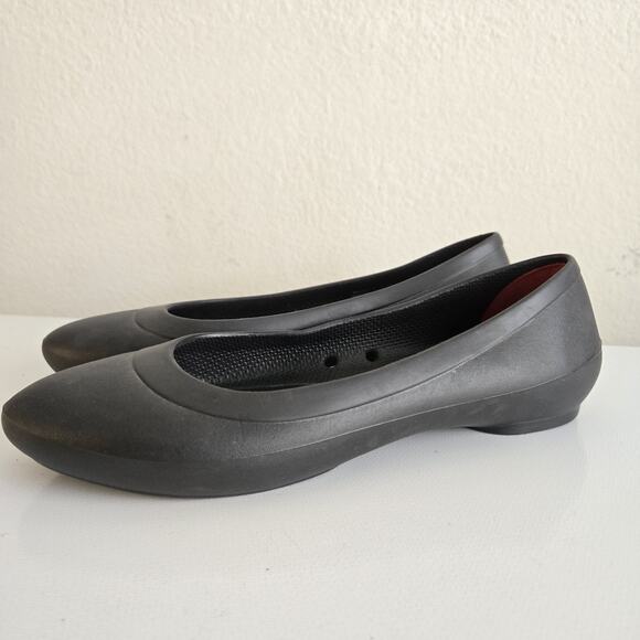 Crocs Shoes Women's Size 7 Lina Iconic Comfort Ballet Flats Black Slip On 203404 - Picture 1 of 12